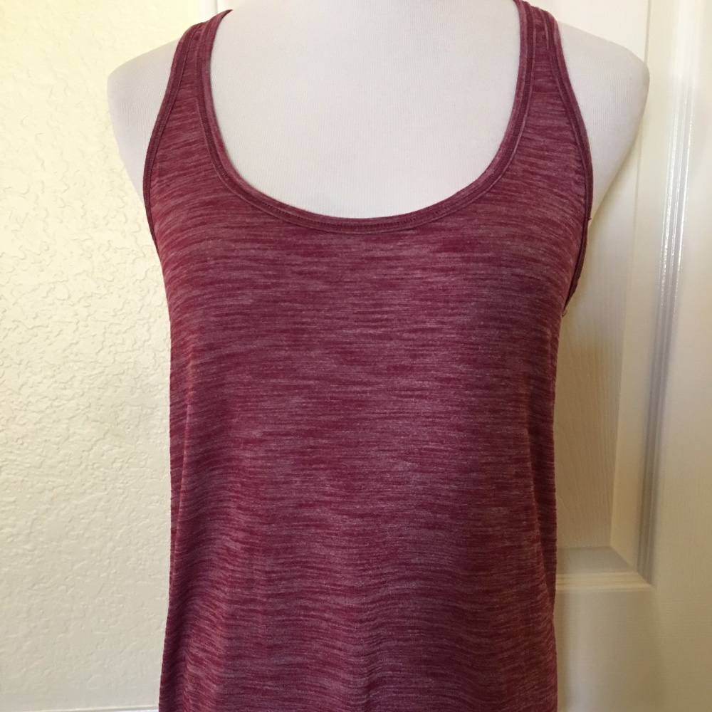 Luluemon Razorback Tank Top Maroon, NWT Size 4